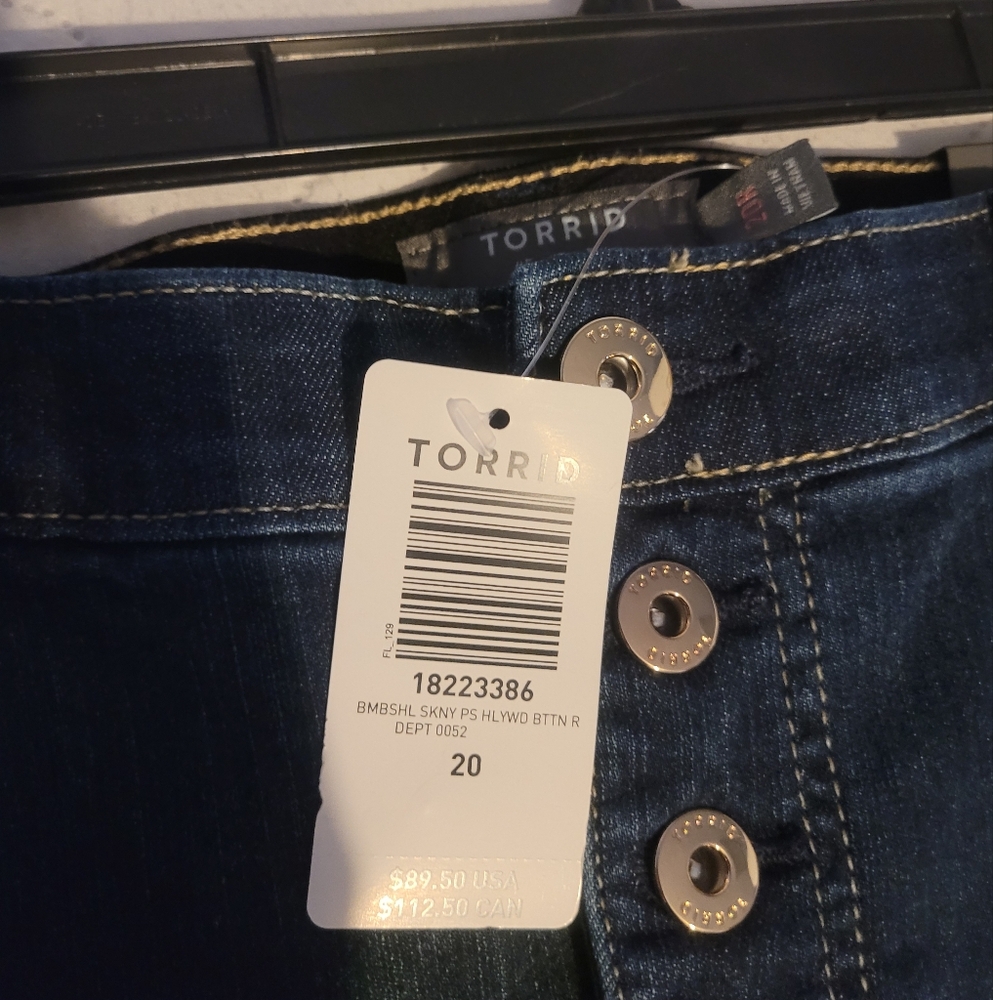 Size 20R Torrid Bombshell Skinny Jeans - Picture 2 of 2